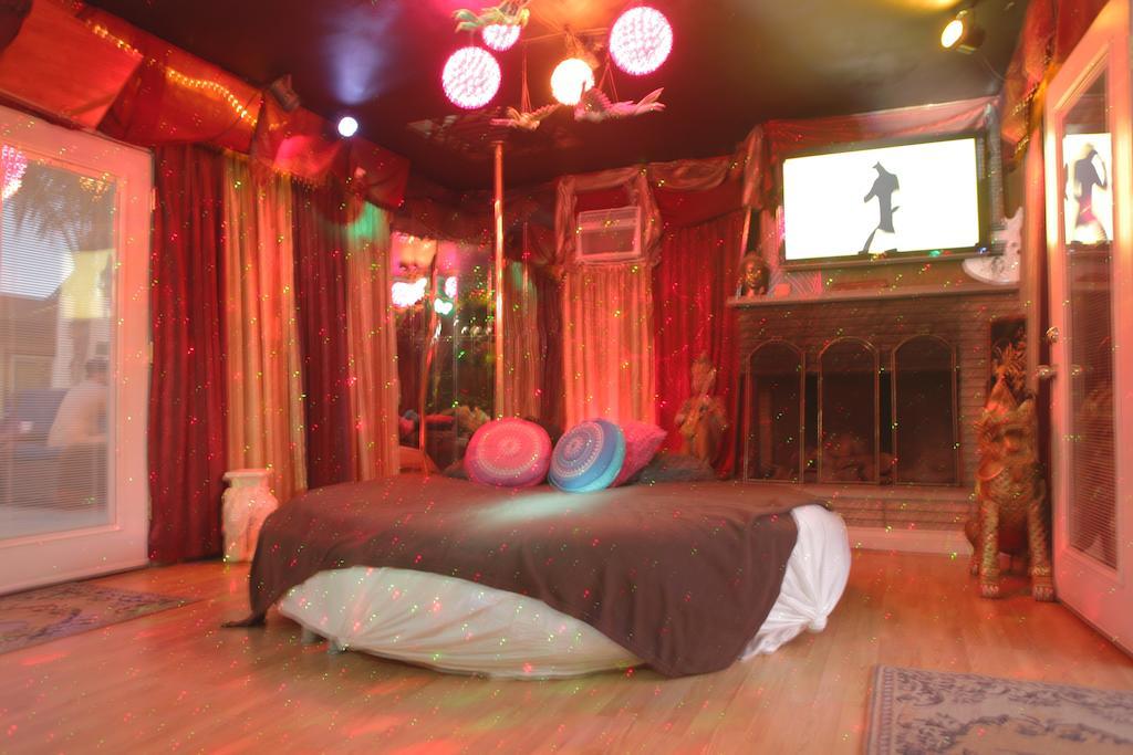 Sea Mountain Nude Resort & Spa Hotel - Adults Only Desert Hot Springs Esterno foto